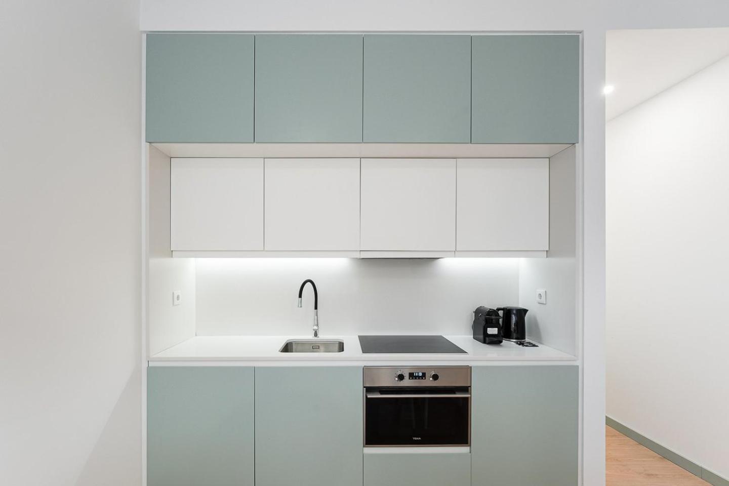 Guestready - A Modern Stay In Downtown ポルト エクステリア 写真