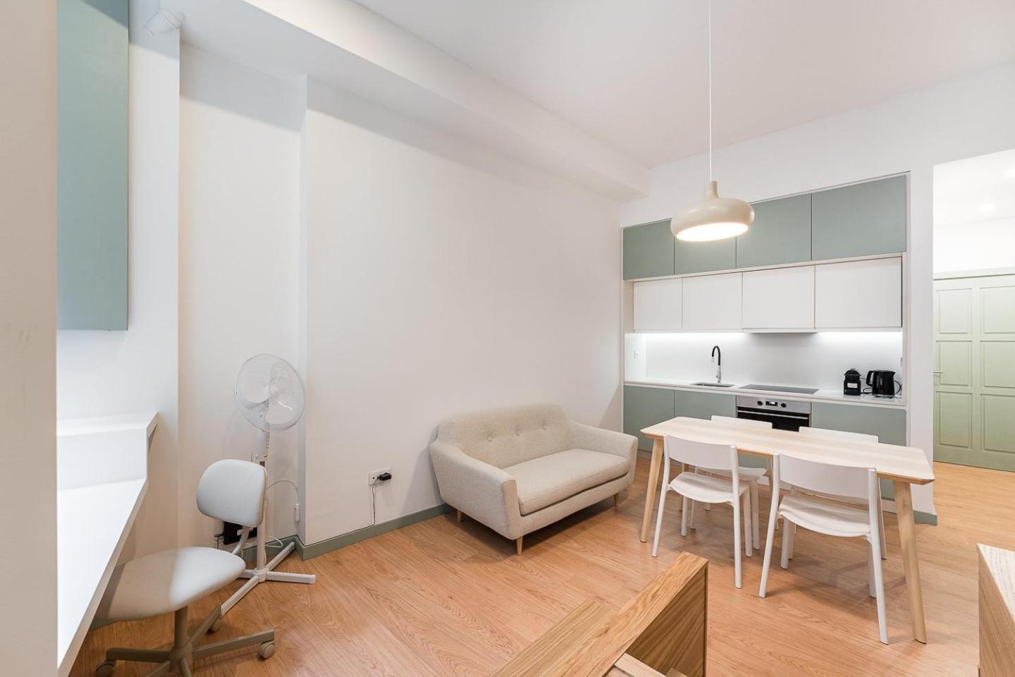 Guestready - A Modern Stay In Downtown ポルト エクステリア 写真